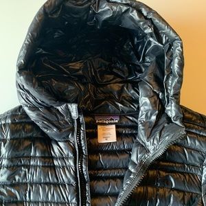 Patagonia puff lightweight down jacket with hood